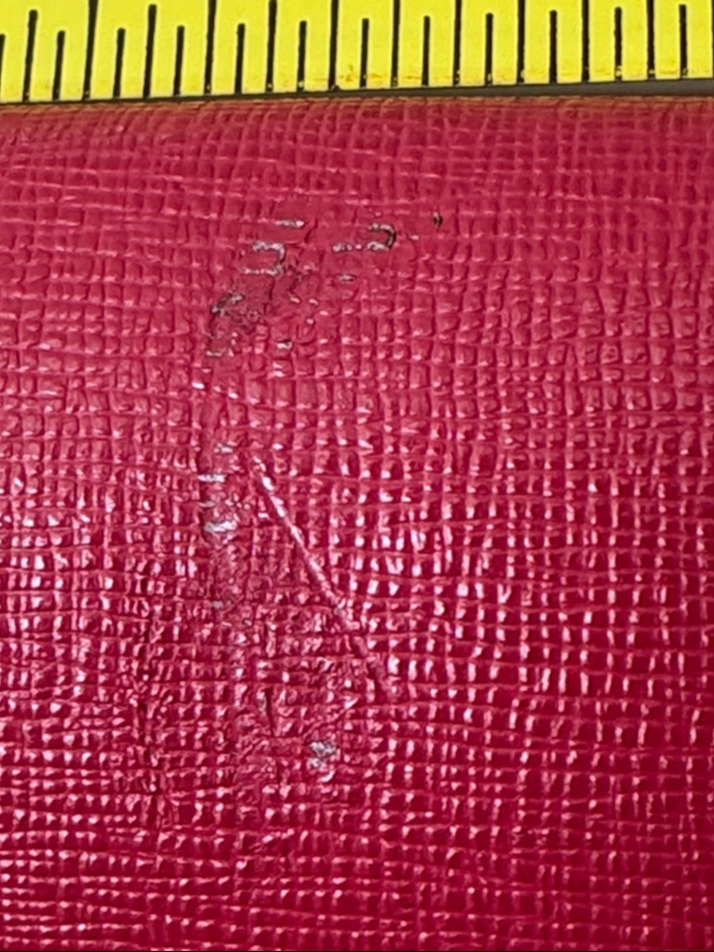 Furla red textured wallet. - Picture 4 of 11